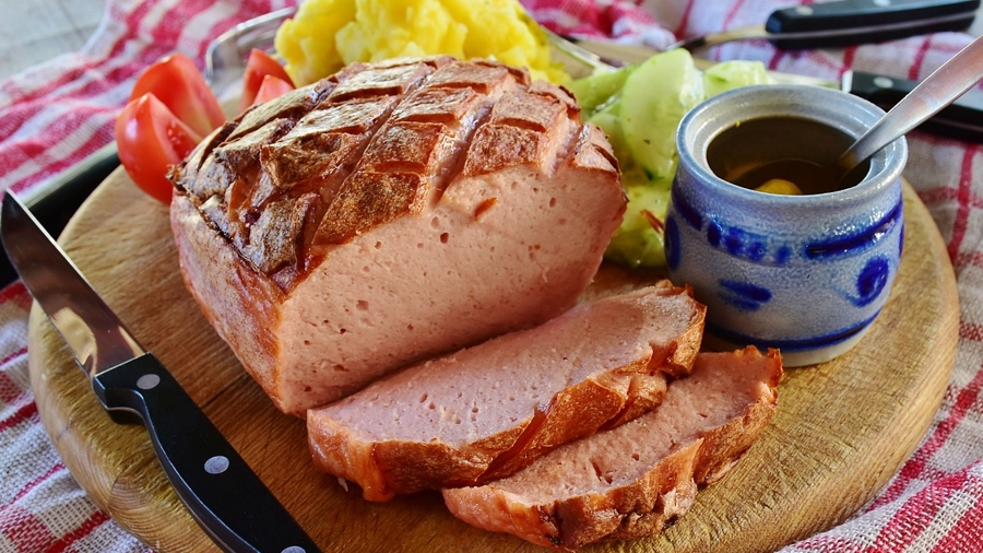 Why Meatloaf Endures: Versatility, Economy, and Global Adaptations